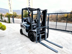 Мотокар Nissan 2 тона / ГАЗ + БЕНЗИН / КАТО НОВ , снимка 7