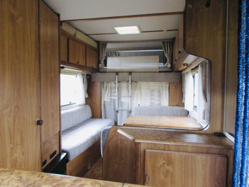 Кемпер HYMER / ERIBA Citroen C5, снимка 6 - Каравани и кемпери - 52730273