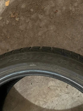 Гуми Зимни 255/40R18, снимка 9 - Гуми и джанти - 48193364