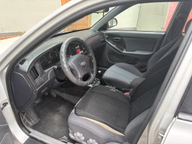 Hyundai Elantra, снимка 6