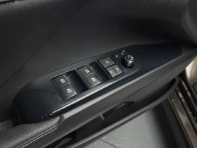 Toyota Camry 2.5 SPORTS EDITION (MONOTONE), снимка 17