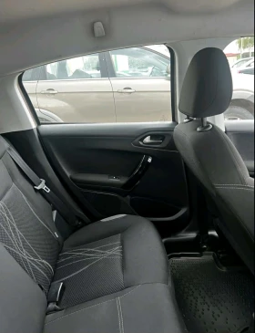 Peugeot 208 - 5000 € / 9779.15 лв. - 63177867 7