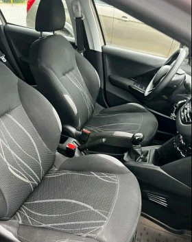 Peugeot 208 - 5000 € / 9779.15 лв. - 63177867 8