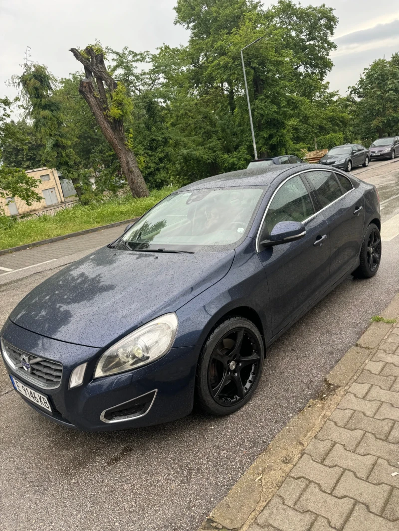 Volvo S60, снимка 13 - Автомобили и джипове - 47613277