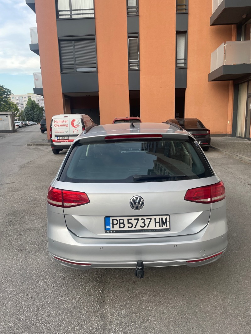 VW Passat, снимка 6 - Автомобили и джипове - 46389543