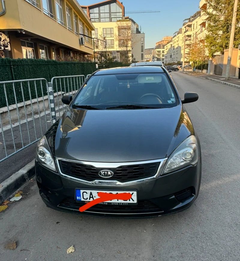 Kia Ceed, снимка 3 - Автомобили и джипове - 48000723