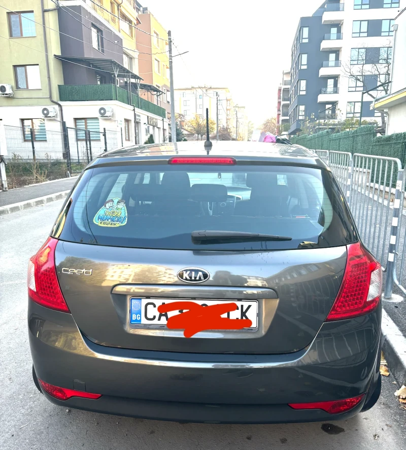 Kia Ceed, снимка 2 - Автомобили и джипове - 48000723