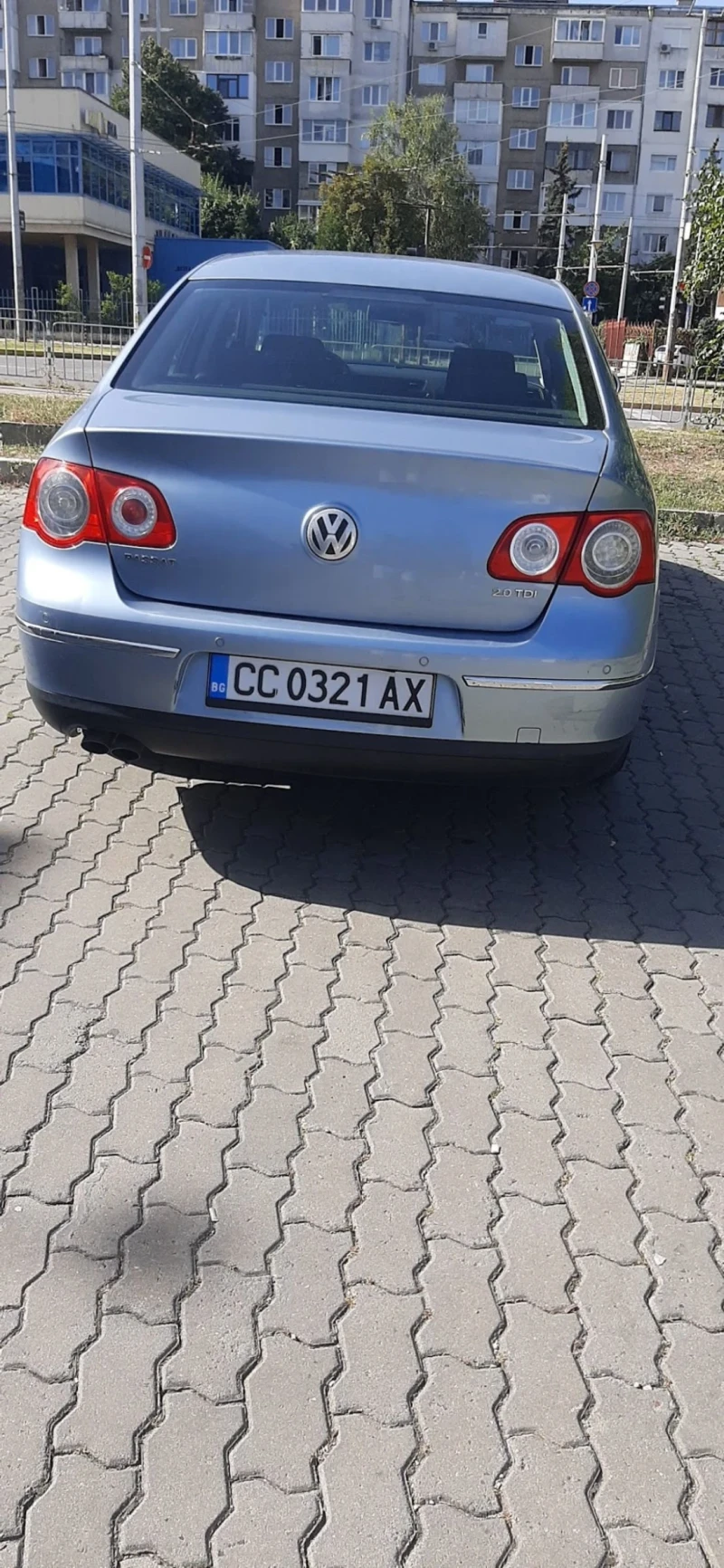 VW Passat, снимка 1 - Автомобили и джипове - 48196259