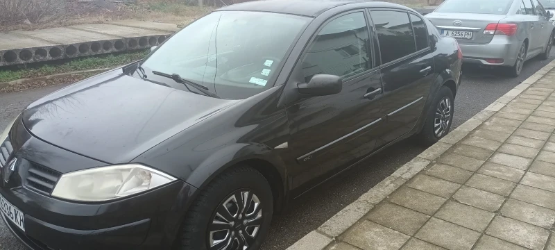 Renault Megane, снимка 10 - Автомобили и джипове - 48268327