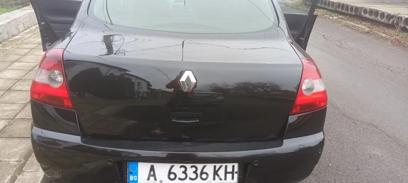 Renault Megane, снимка 14 - Автомобили и джипове - 48268327