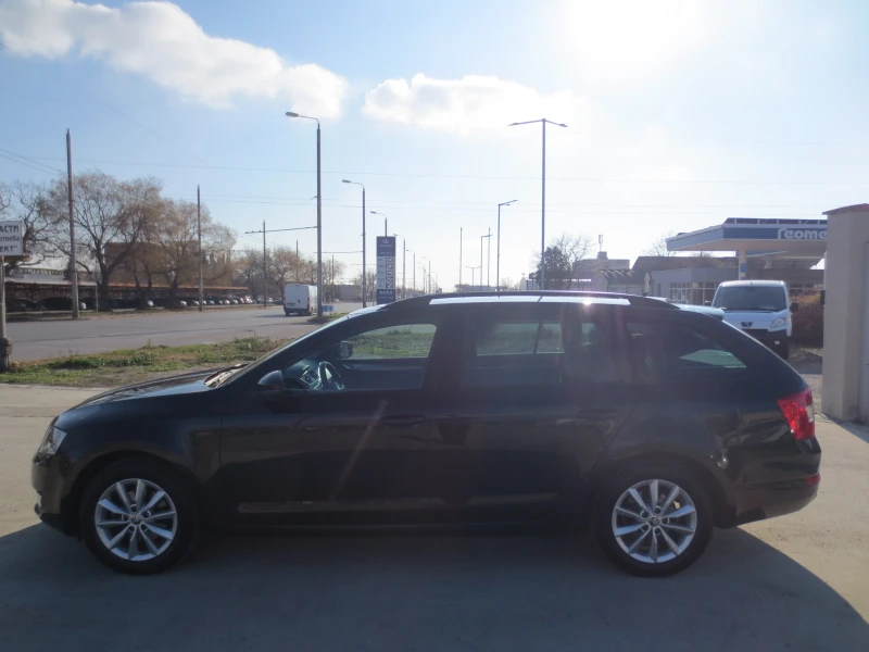 Skoda Octavia 1.4 i G-TEC * METAH* , снимка 8 - Автомобили и джипове - 48335141