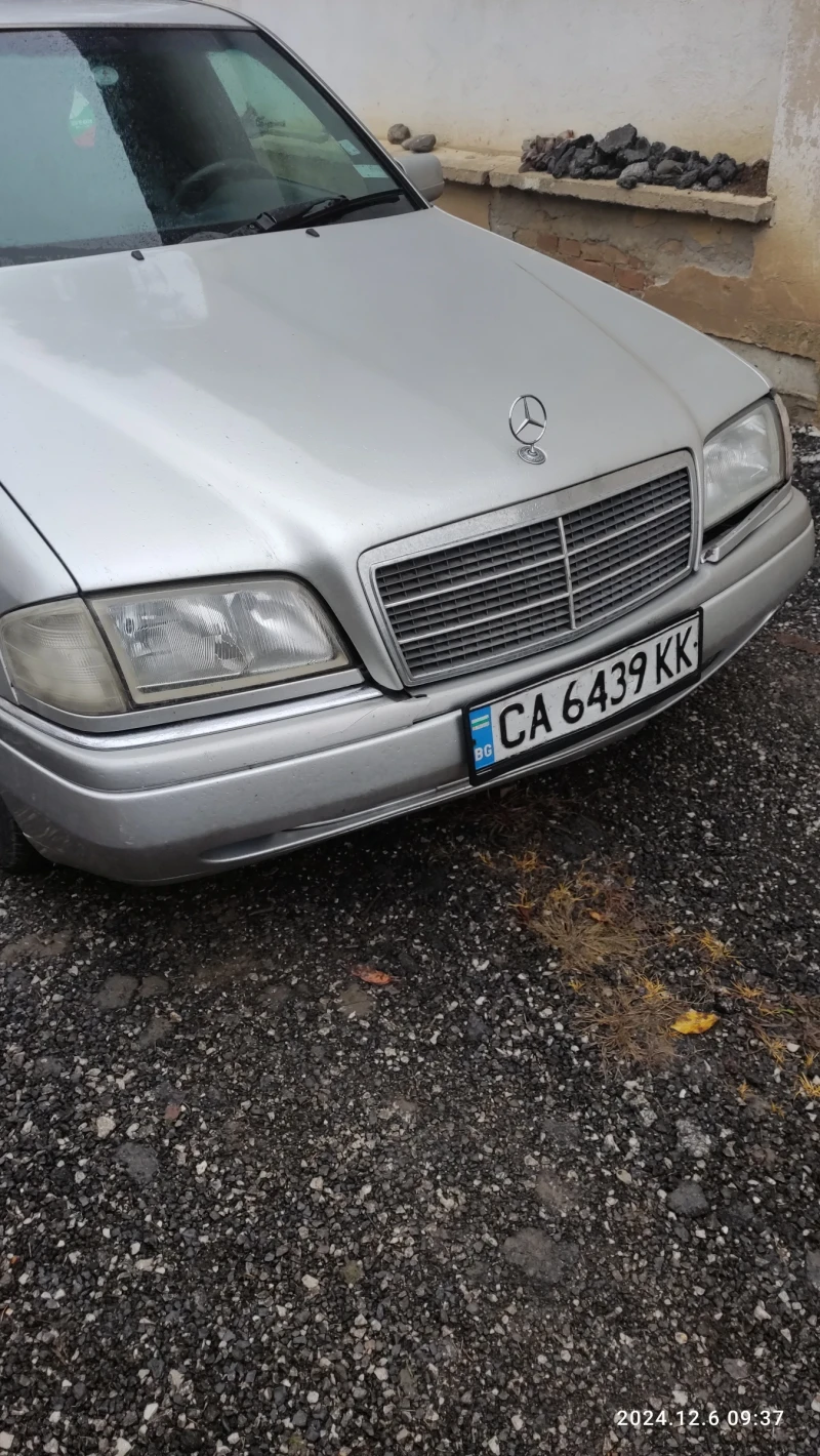 Mercedes-Benz 200, снимка 1 - Автомобили и джипове - 48359585