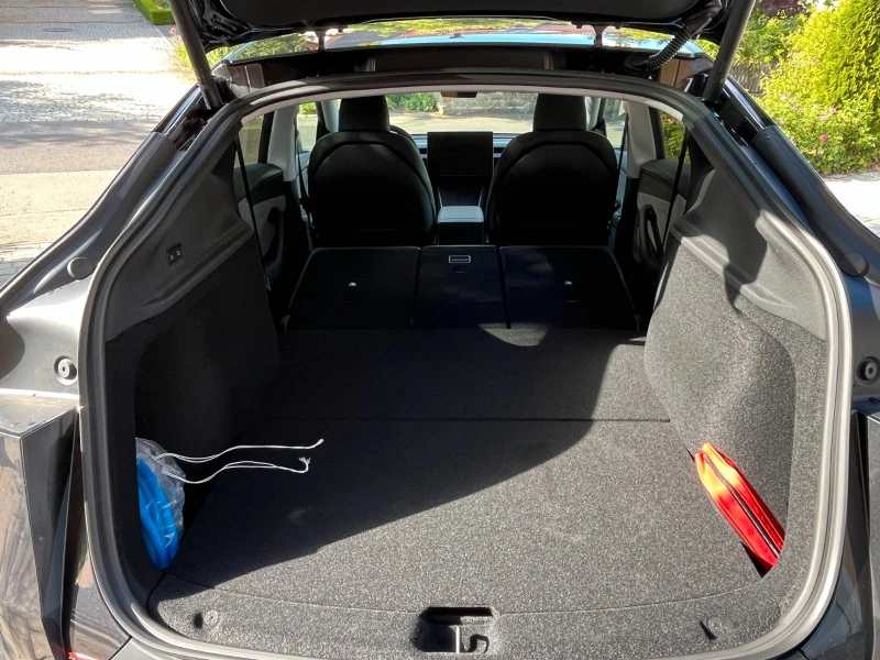 Tesla Model Y JUNIPER/ST-RANGE/299HP/FACELIFT/RWD/MEMORY/223fpr, снимка 8 - Автомобили и джипове - 50738946