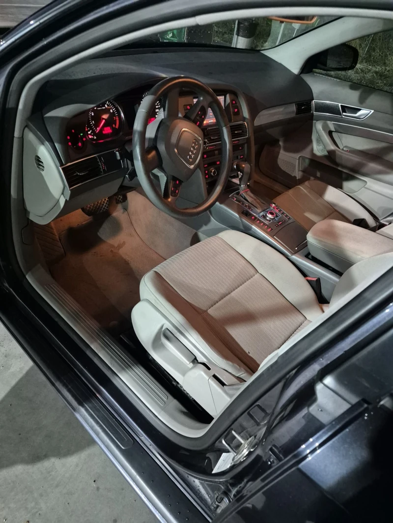 Audi A6 2.4, снимка 5 - Автомобили и джипове - 52540253