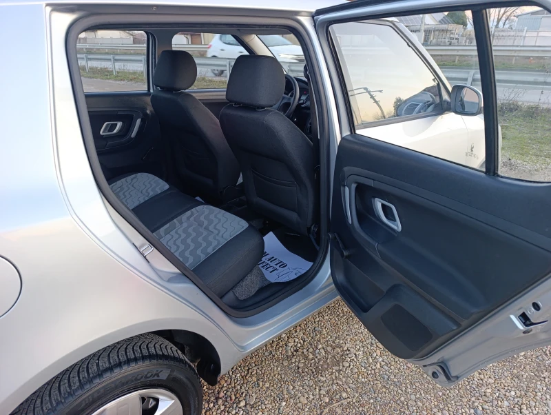 Skoda Fabia 1.2i-60, КС.БЕНЗИН, снимка 13 - Автомобили и джипове - 52751980