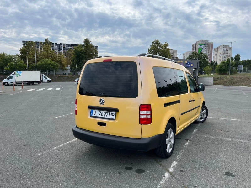 VW Caddy 1.6 TDI, снимка 5 - Автомобили и джипове - 52874467