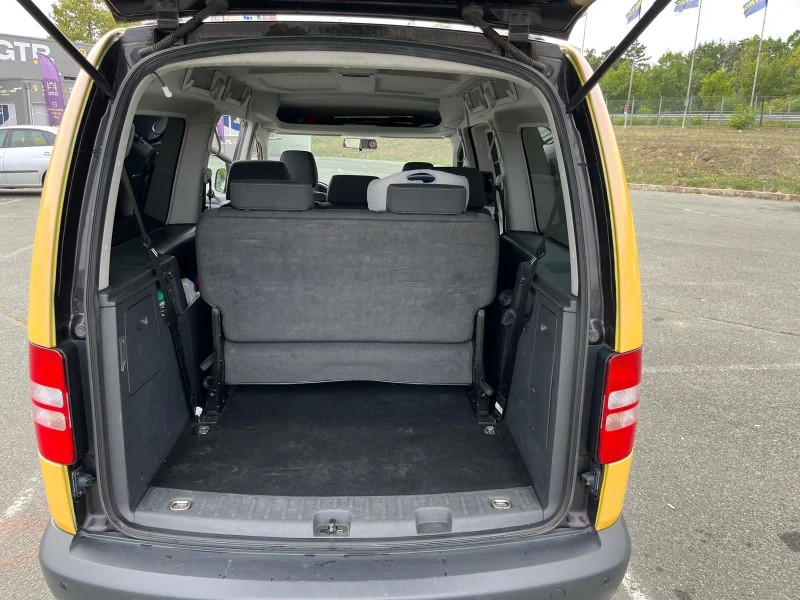 VW Caddy 1.6 TDI, снимка 6 - Автомобили и джипове - 52874467