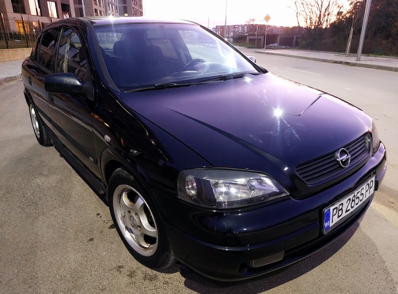 Opel Astra 1.6, снимка 8 - Автомобили и джипове - 52969049