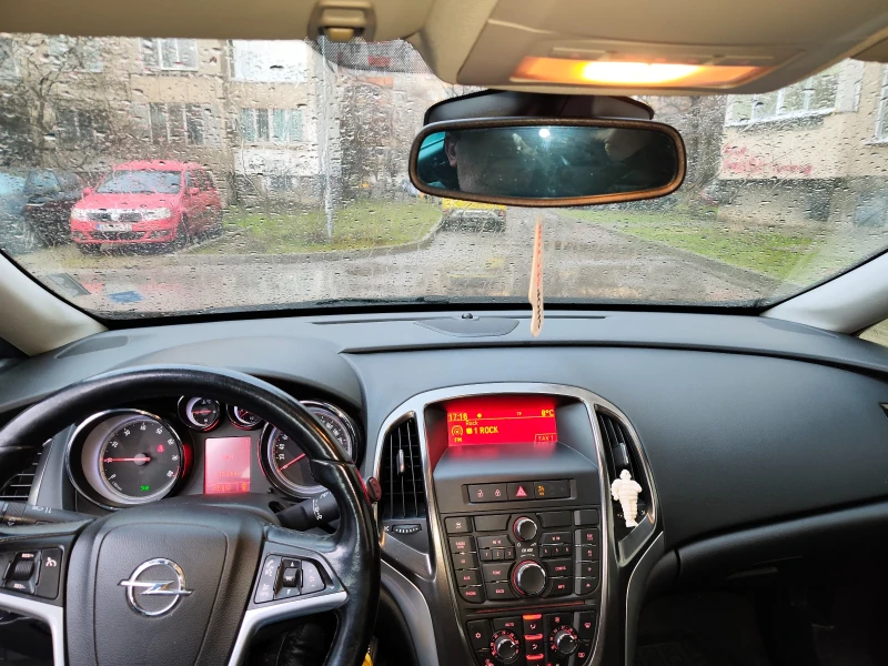 Opel Astra, снимка 8 - Автомобили и джипове - 53394593