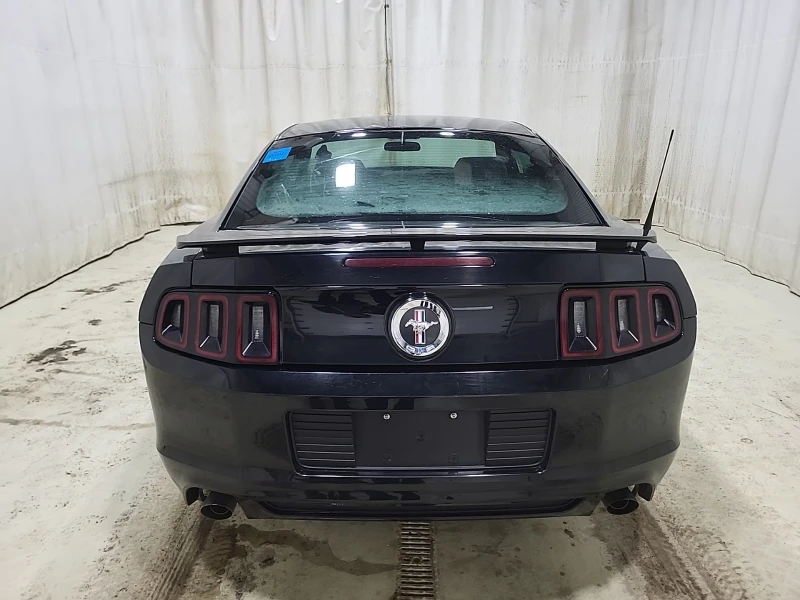 Ford Mustang 3.7 V6 (305кс) | Авто кредит, снимка 5 - Автомобили и джипове - 53478261