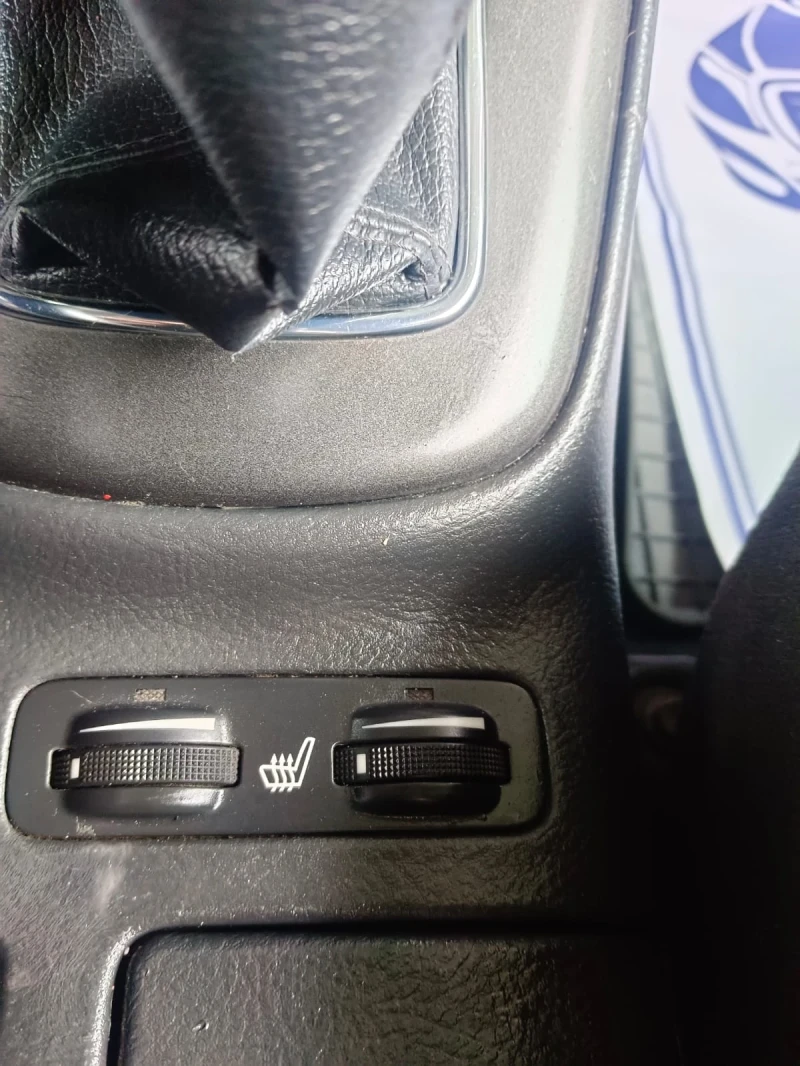 Toyota Avensis, снимка 15 - Автомобили и джипове - 53513931