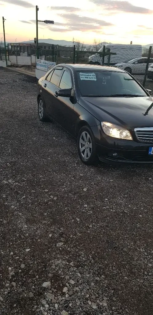 Mercedes-Benz C 200 CDi, снимка 2 - Автомобили и джипове - 48500157