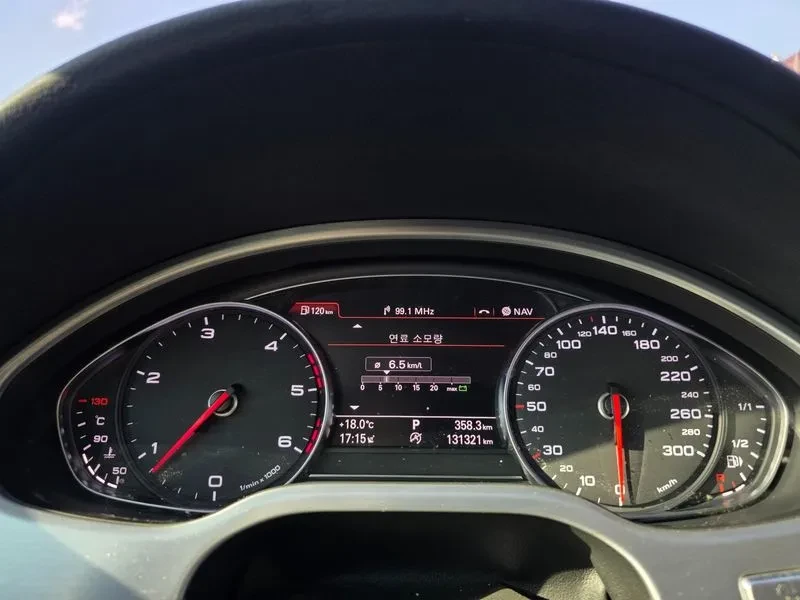 Audi A8 4.2 TDI Quattro - САМО 30% АВАНС, снимка 5 - Автомобили и джипове - 55707672