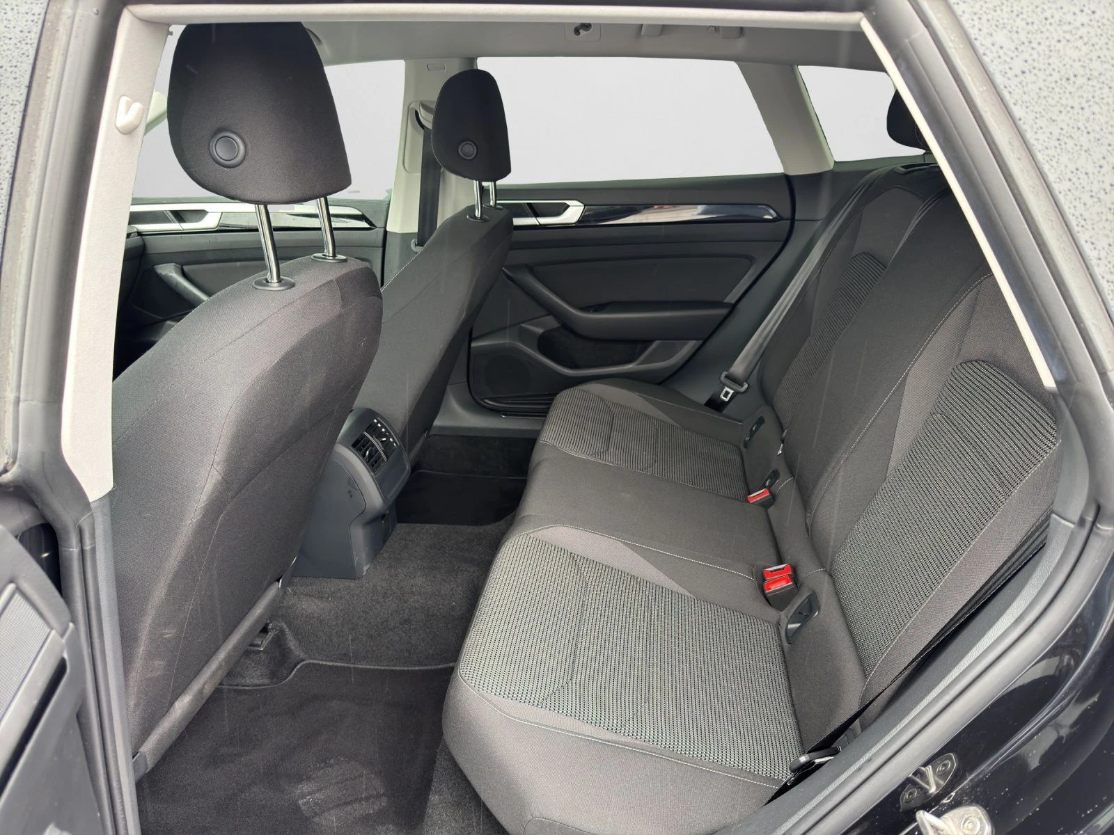 VW Arteon 2.0 TDI NAVI TOUCHSCREEN LED  | Mobile.bg   13