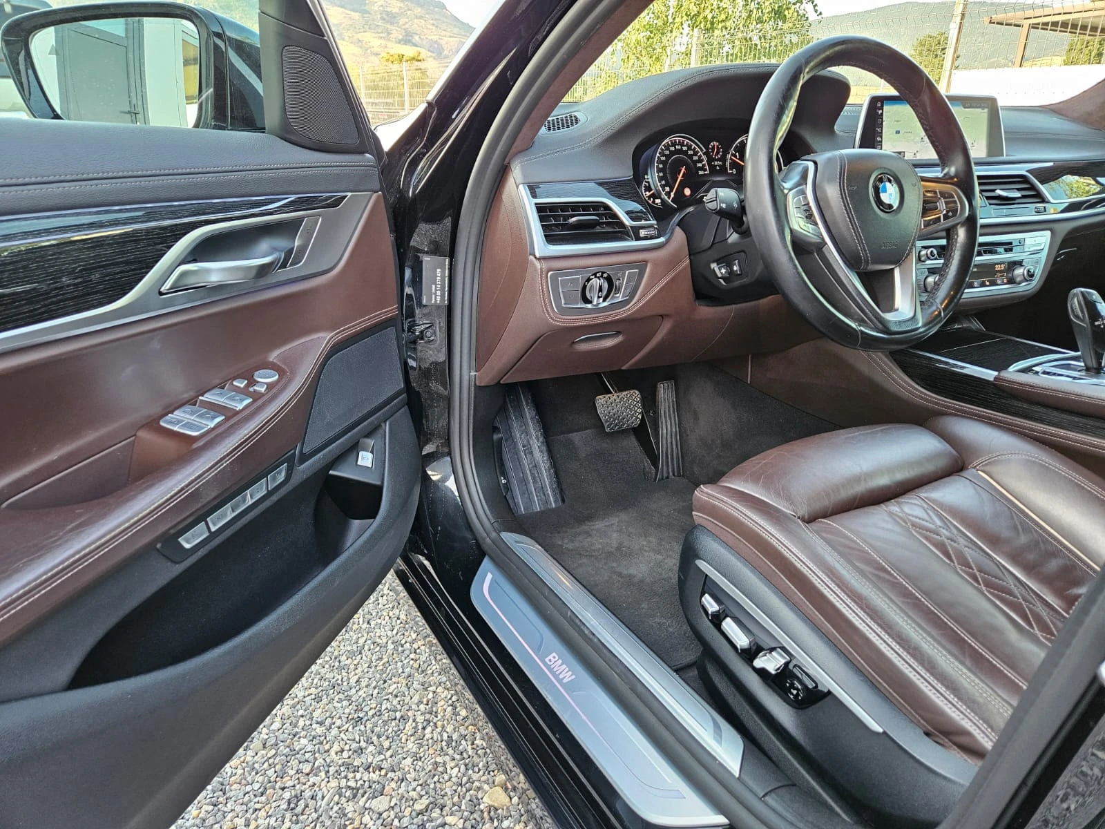 BMW 740   | Mobile.bg   13