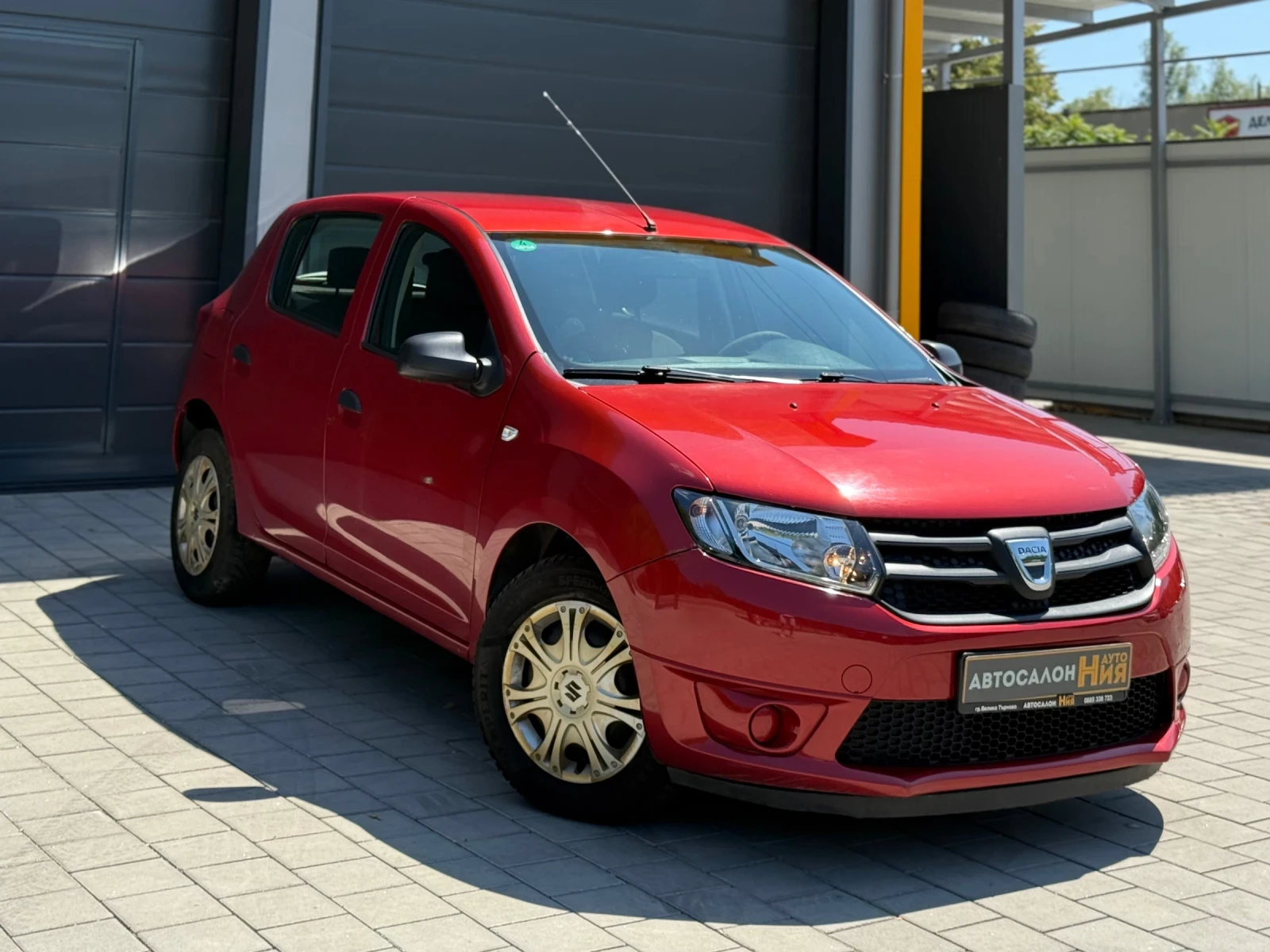 Dacia Sandero 1.2i * Климатик* Euro 6*  - изображение 3