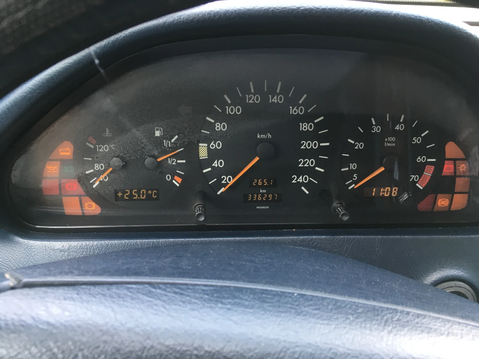 Mercedes-Benz 180 C180 - изображение 6