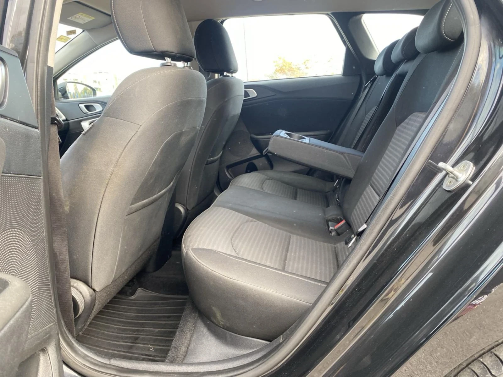 Kia Ceed 1.6 CRDI mild hybrid | Mobile.bg   15