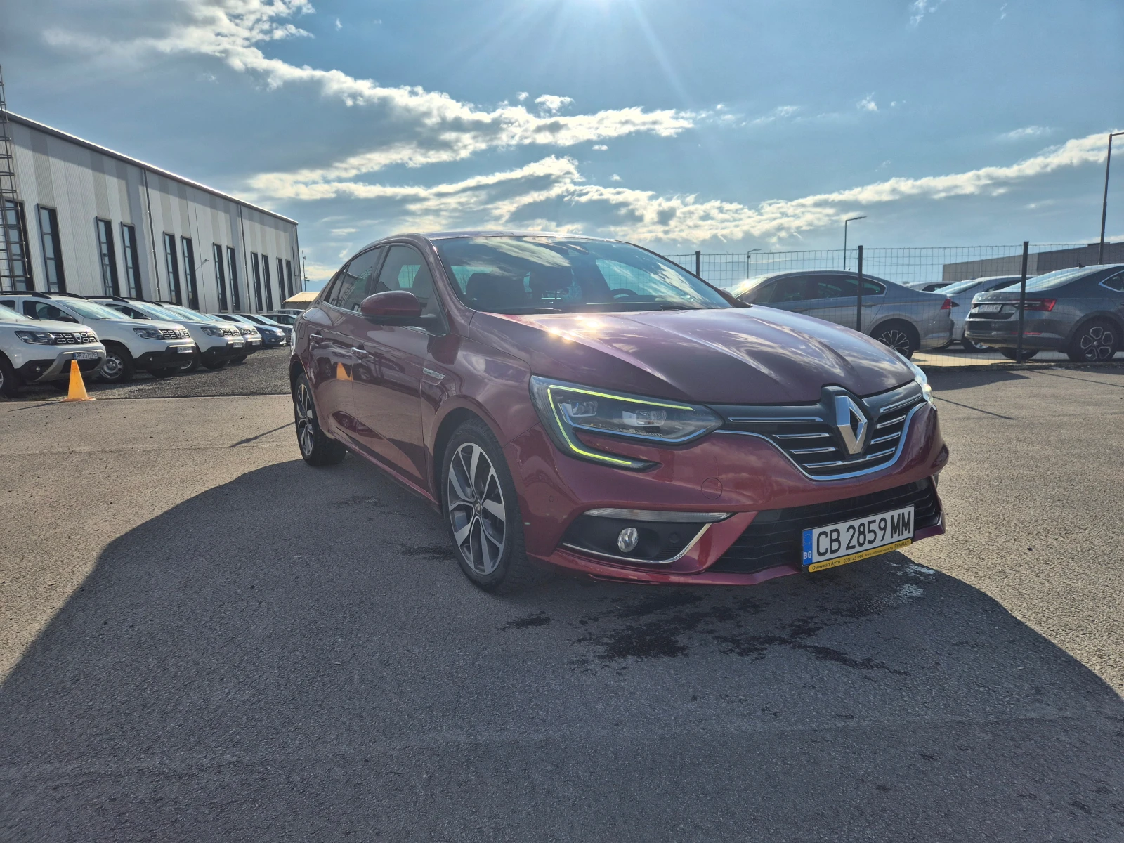 Renault Megane SEDAN INTENS A/T - изображение 7
