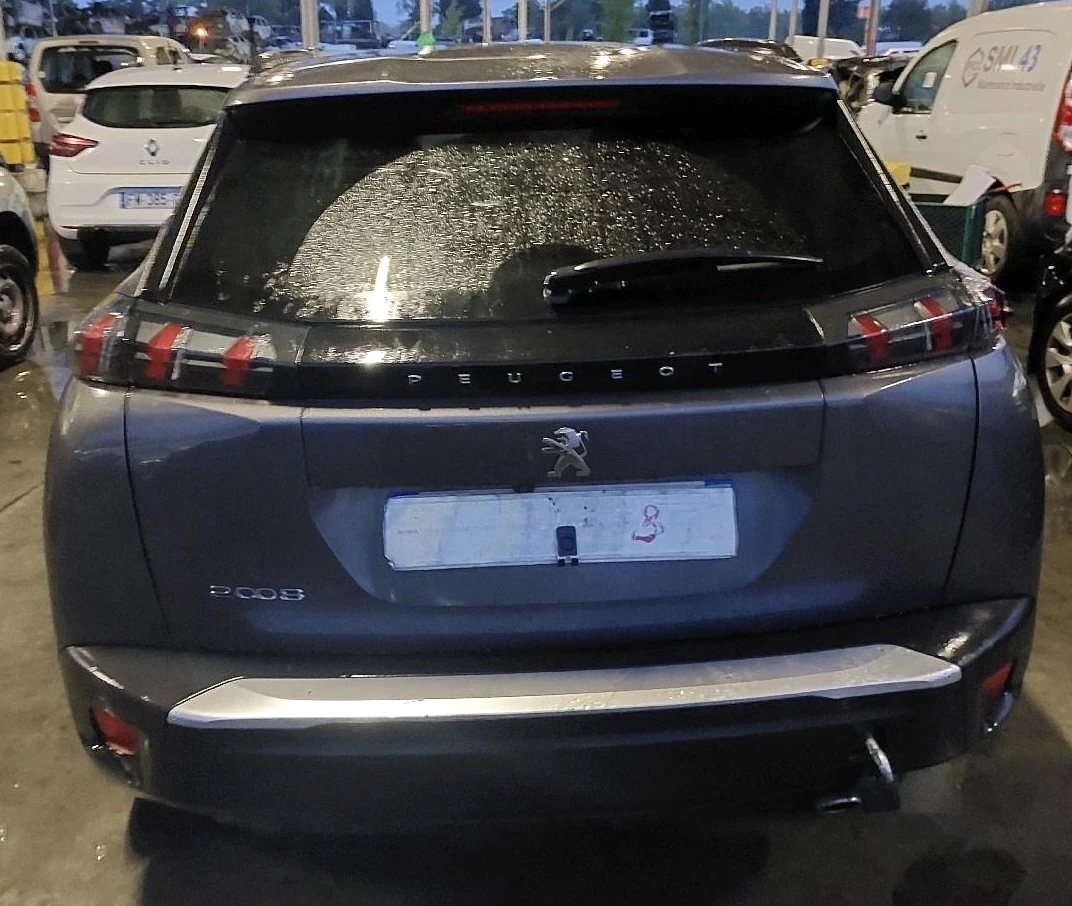 Peugeot 2008 1.5 BHDI AUTOMATIC - изображение 5