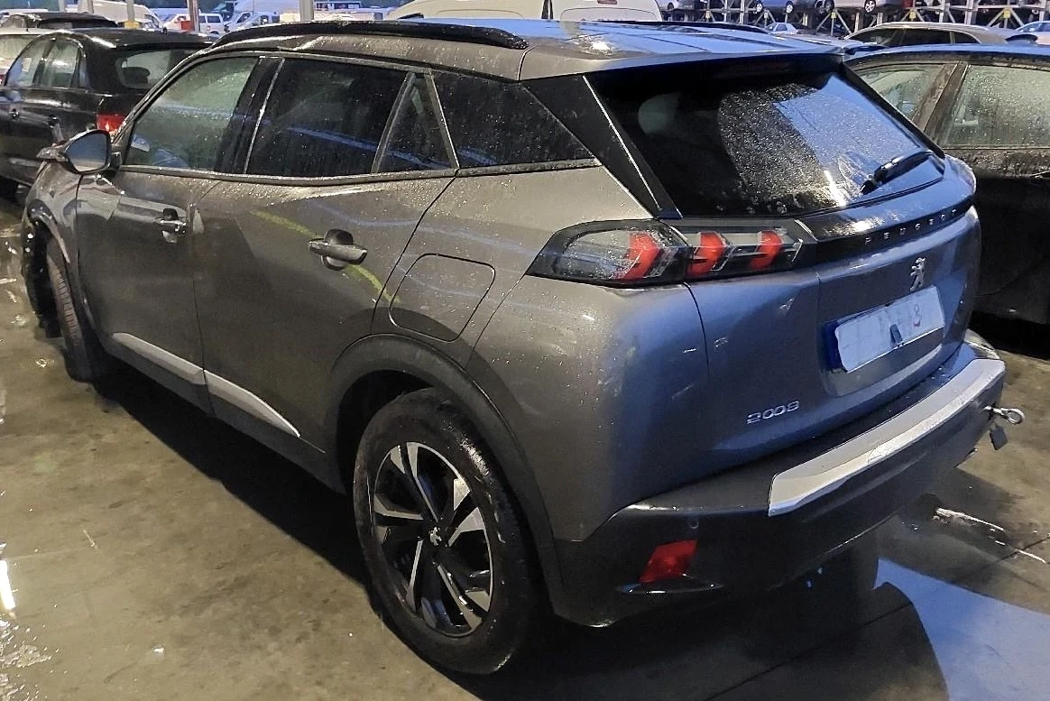 Peugeot 2008 1.5 BHDI AUTOMATIC - изображение 7