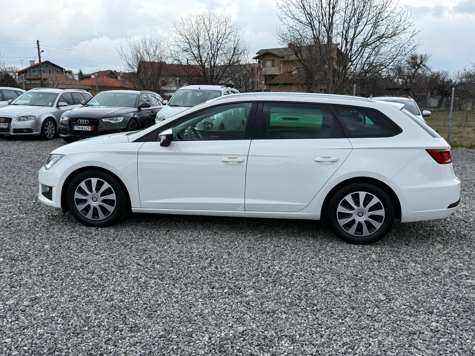 Seat Leon FR 2.0 TDI (150hp) DSG/Navi/Bluetooth/Подгрев/EU6 - изображение 5