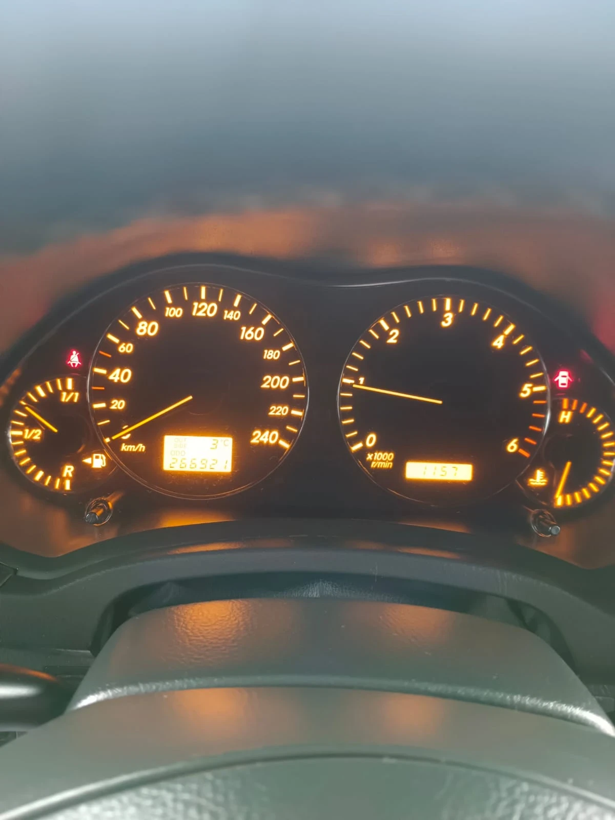 Toyota Avensis  - изображение 10