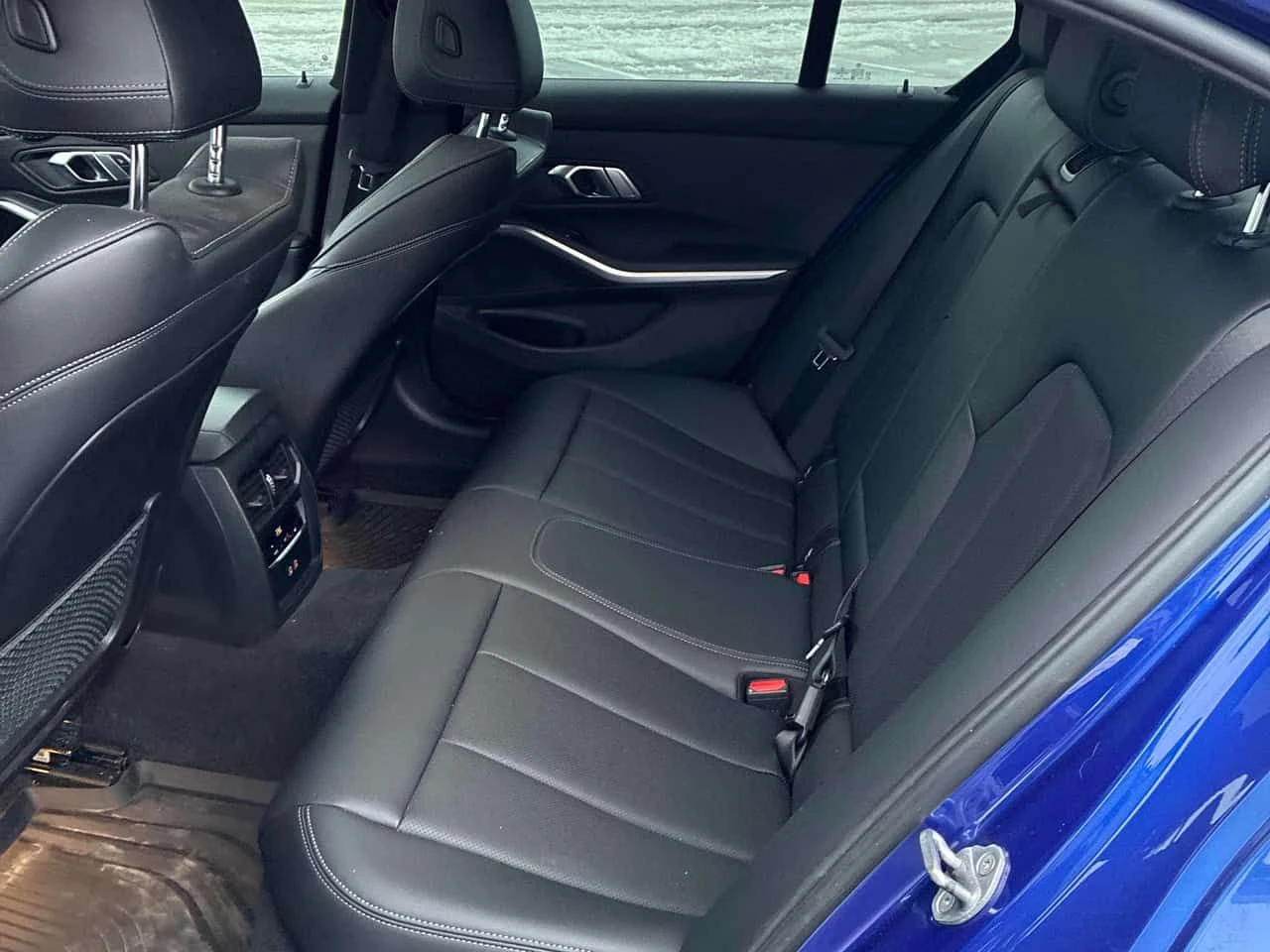 BMW 330  xDrive * M-pack* ��������* �������*  | Mobile.bg � ����������� 12