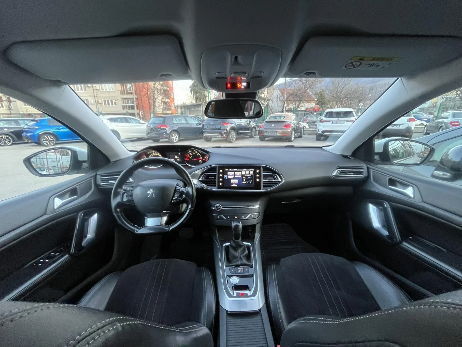 Peugeot 308 1.6 DISEL, снимка 10 - Автомобили и джипове - 53816056