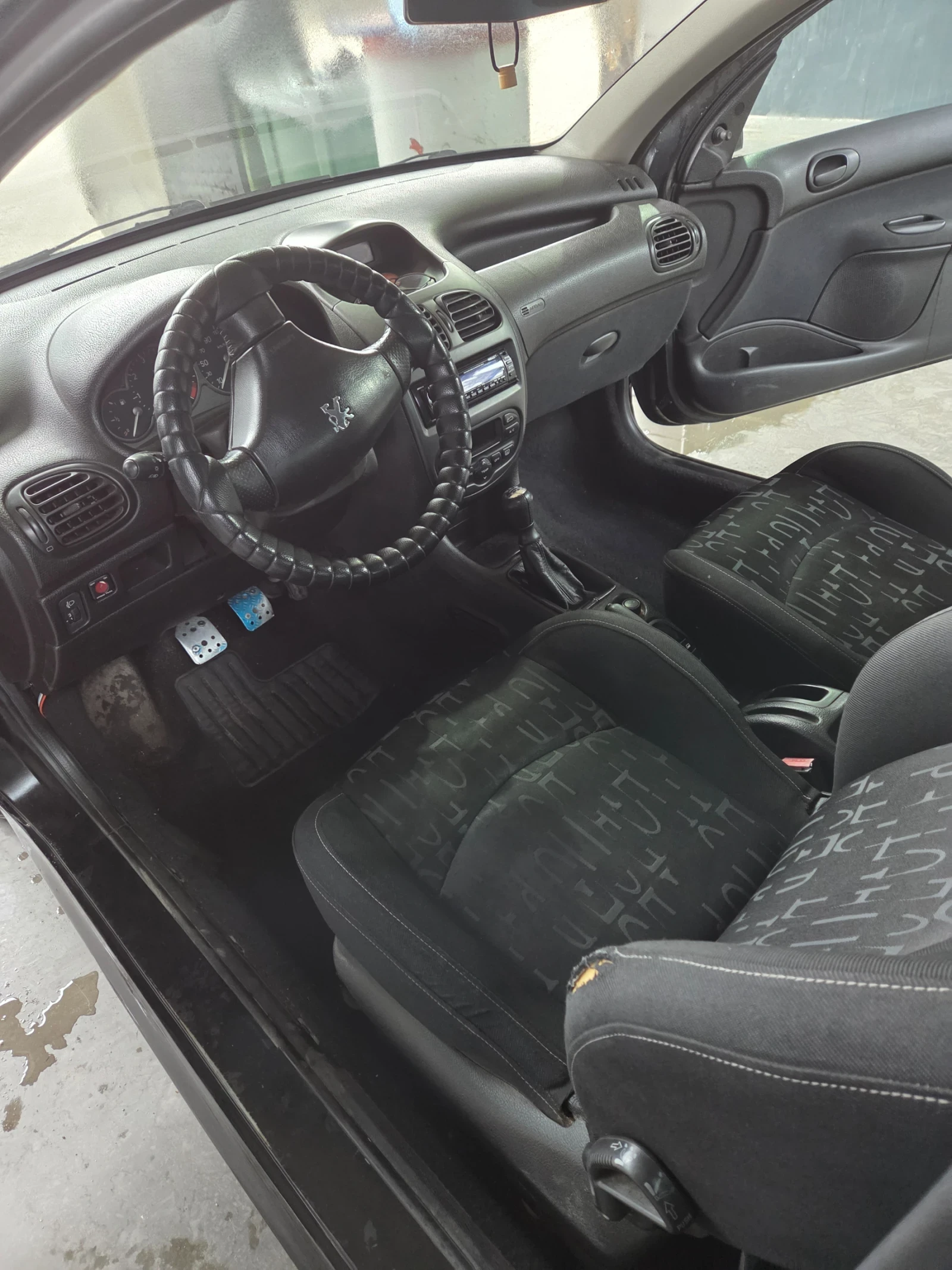 Peugeot 206, снимка 12 - Автомобили и джипове - 53906687