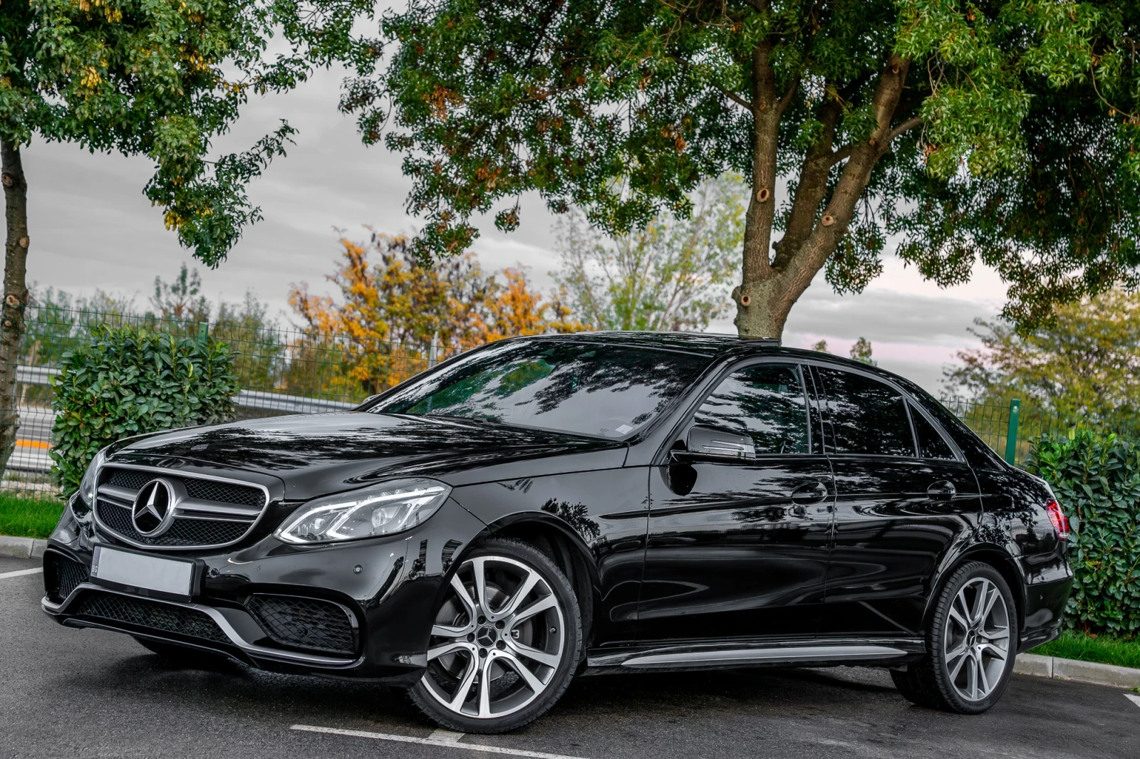 Mercedes-Benz E 350, снимка 6 - Автомобили и джипове - 54781059