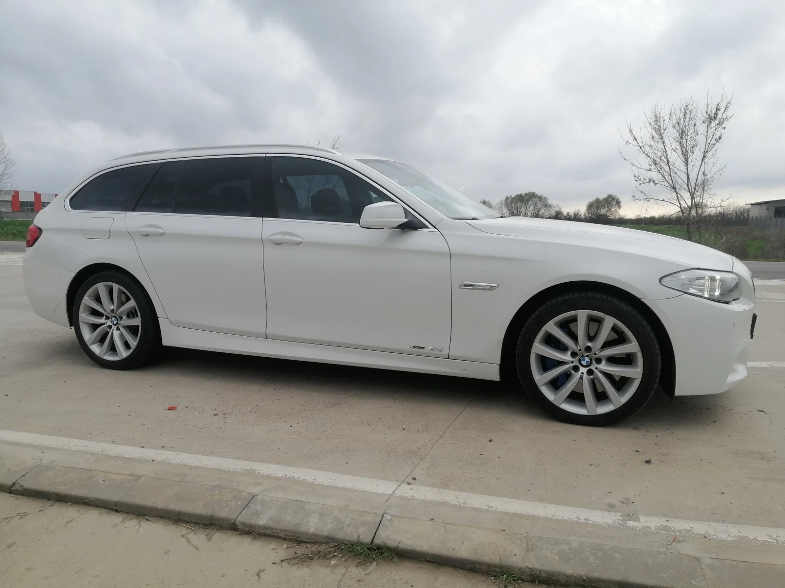 BMW 530 D Xdrive M PAC , снимка 2 - Автомобили и джипове - 54242568