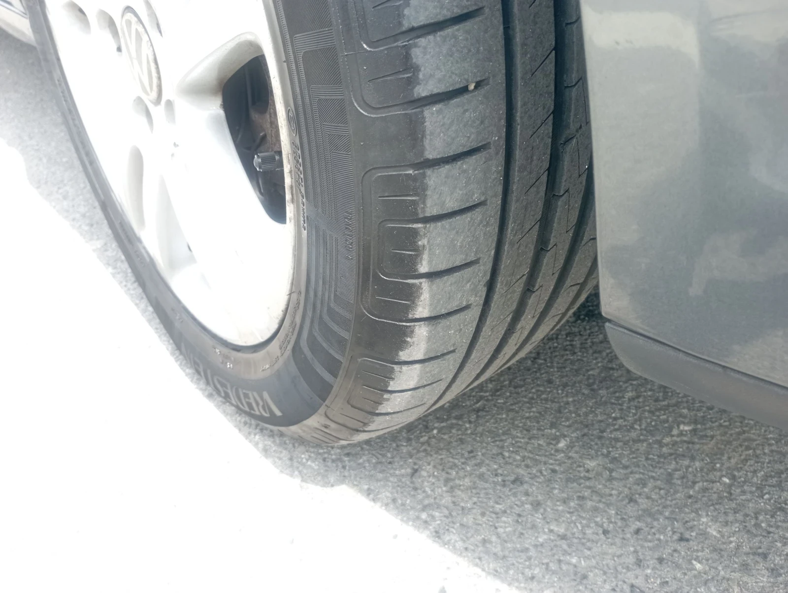 VW Touran 1.6, 102p.s., снимка 11 - Автомобили и джипове - 54247354