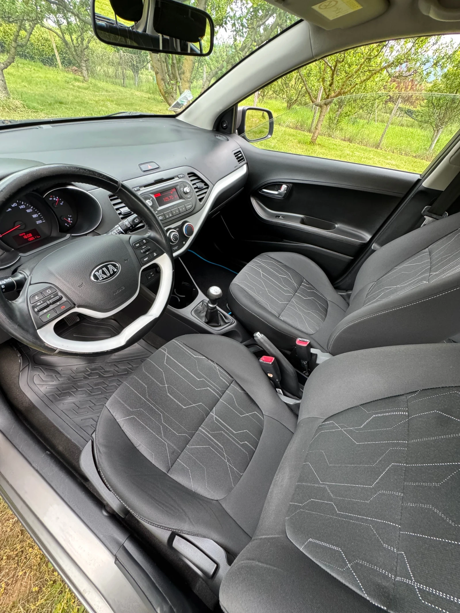 Kia Picanto 1.0 бензин, снимка 11 - Автомобили и джипове - 54568574