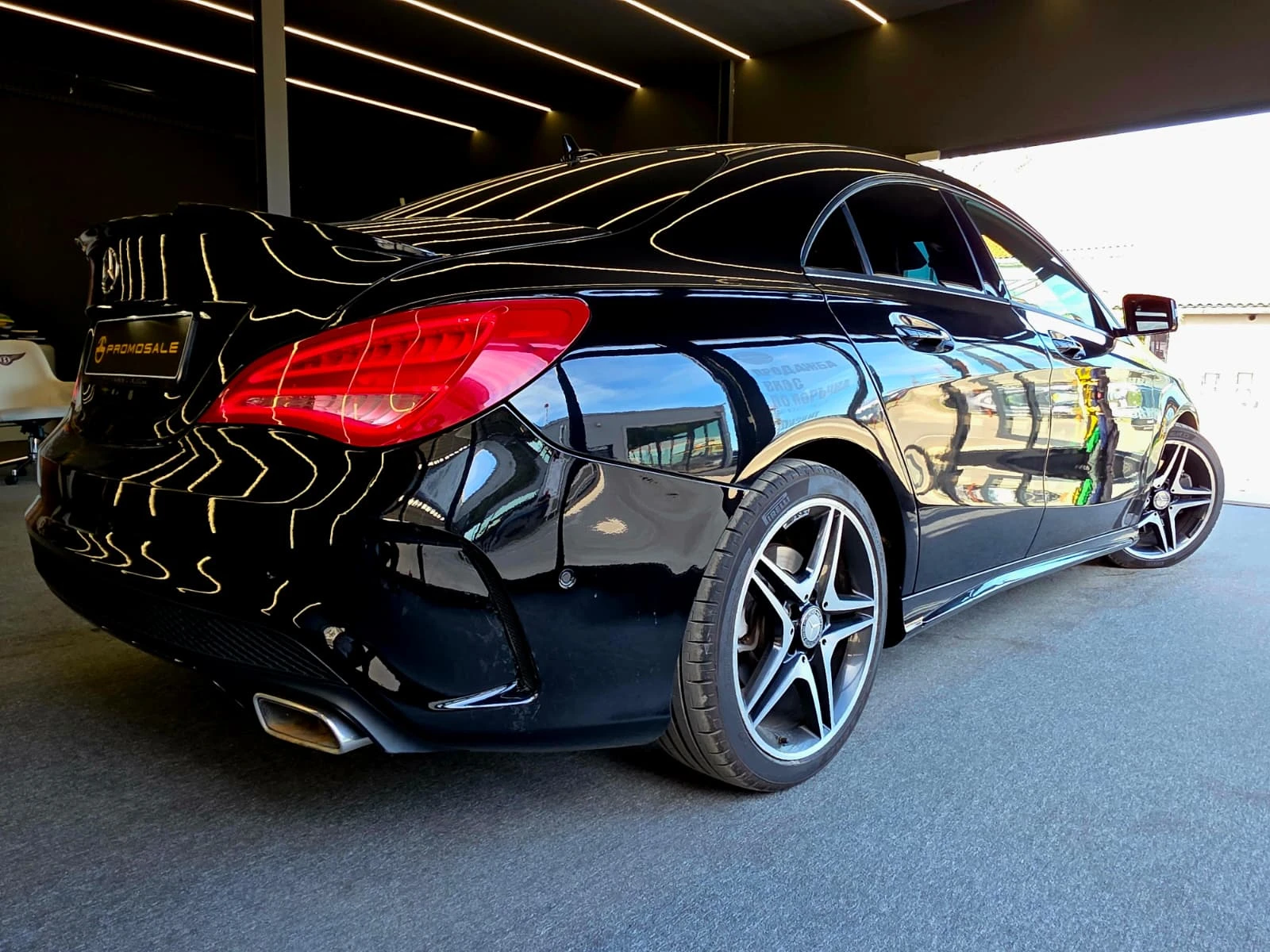 Mercedes-Benz CLA 220 CDI * 170к.с * AMG-Line, снимка 6 - Автомобили и джипове - 54607908