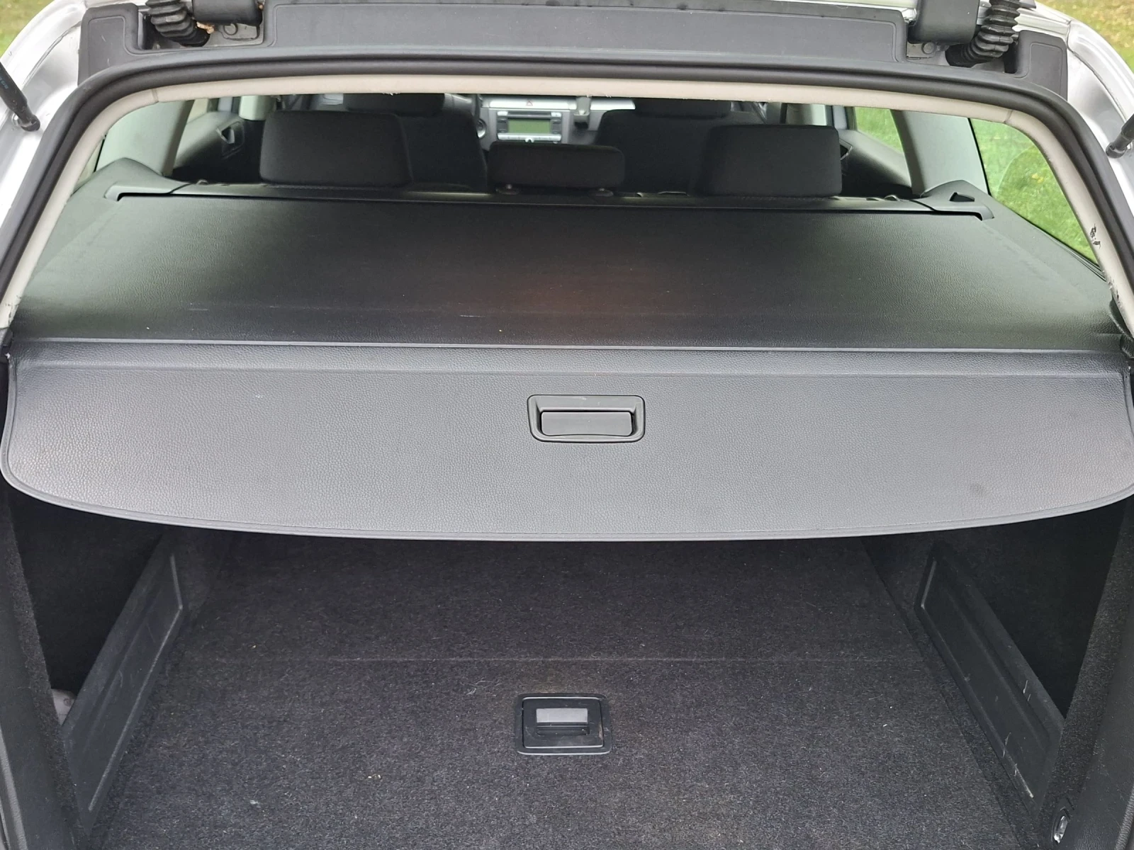 VW Passat 2.0 TDI 4 MOTION, снимка 8 - Автомобили и джипове - 54688292