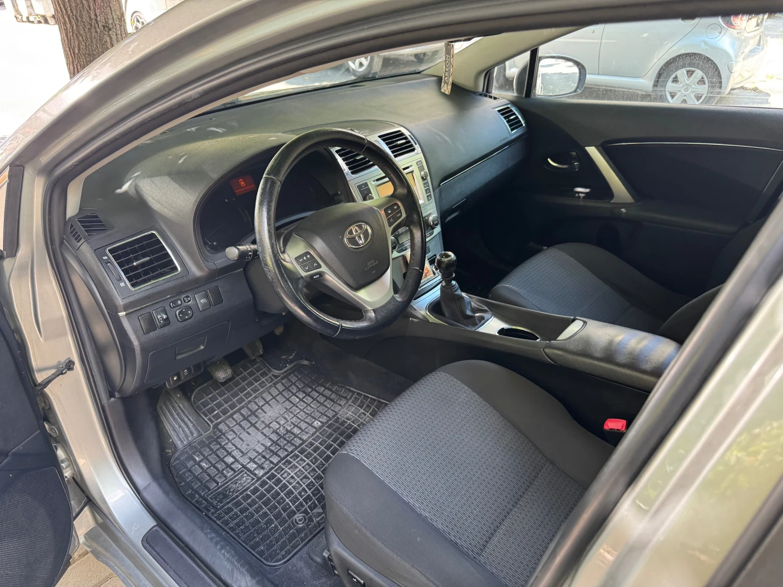 Toyota Avensis �������� | Mobile.bg � ����������� 11