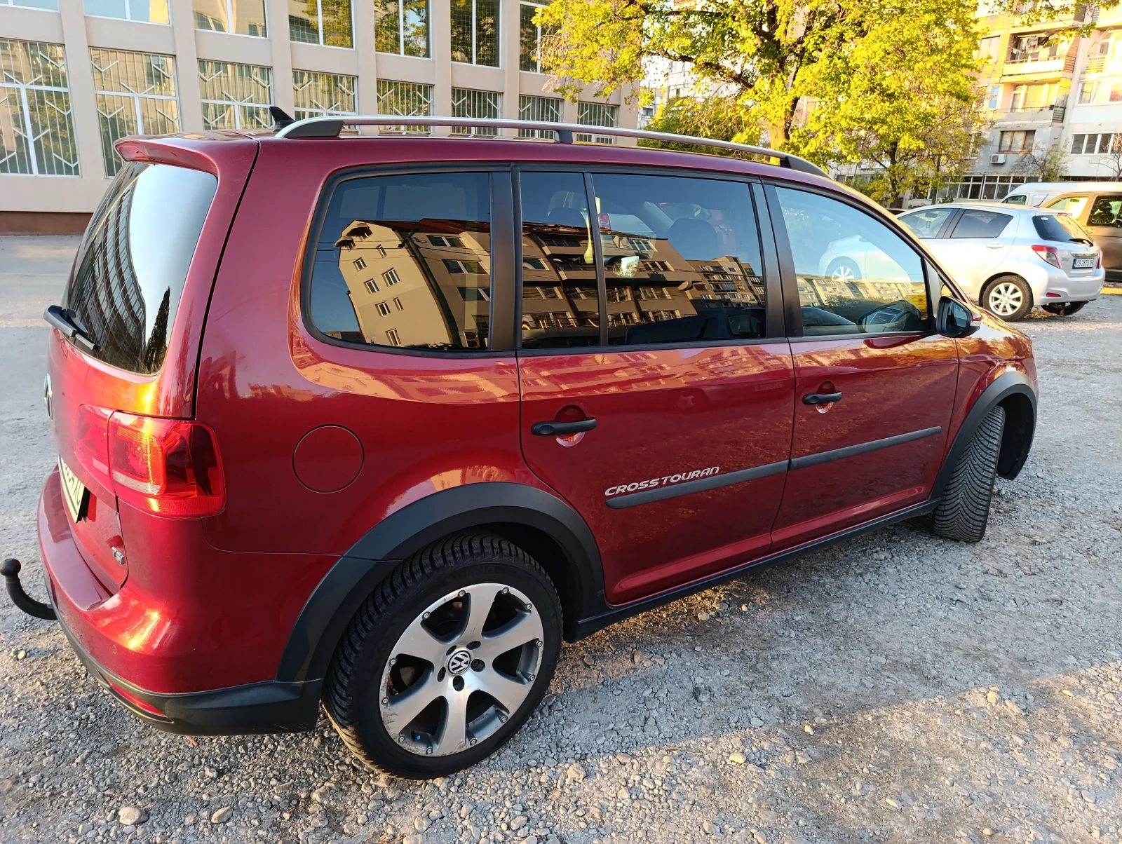 VW Touran Cross, снимка 5 - Автомобили и джипове - 54728828
