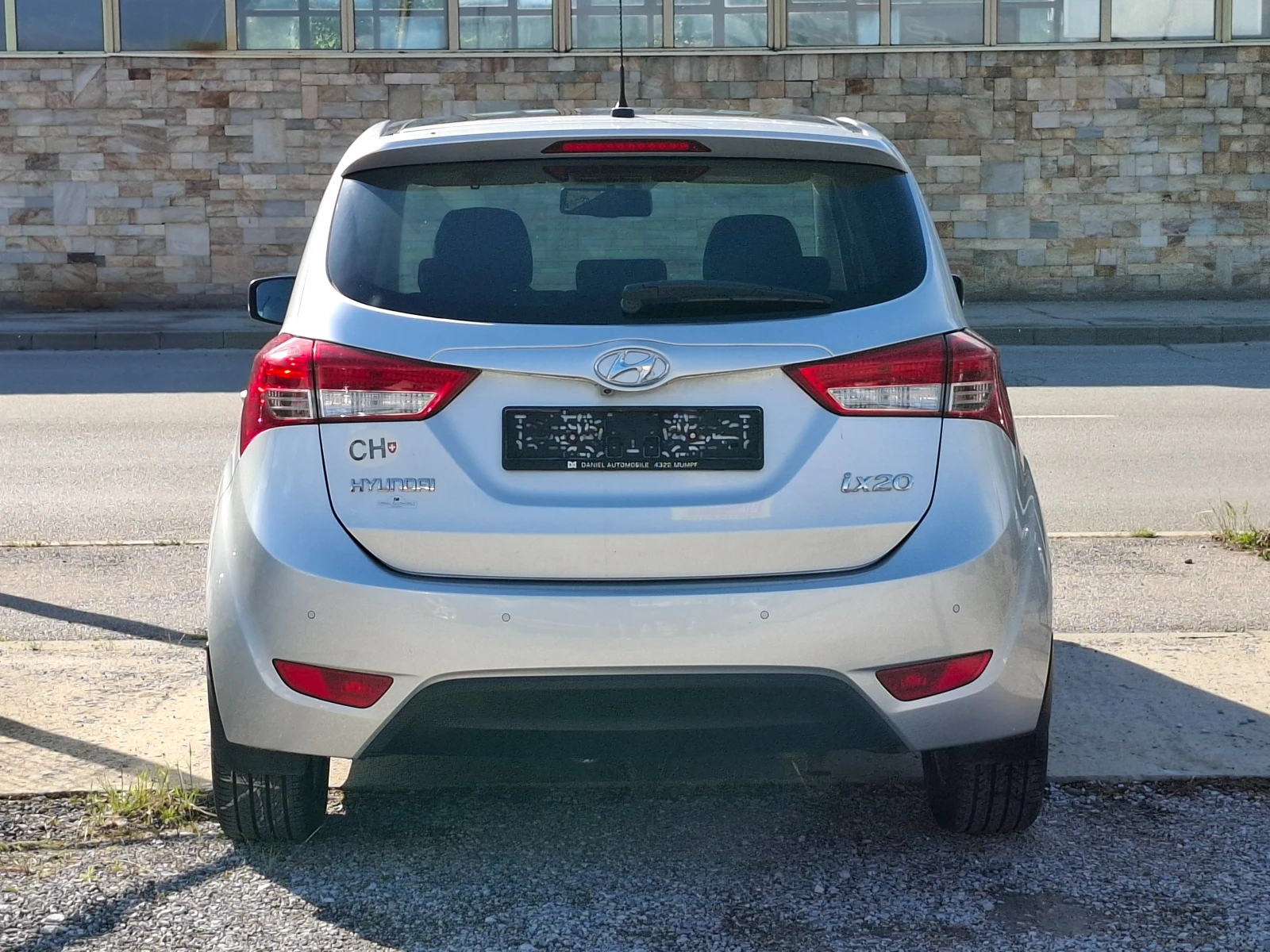 Hyundai Ix20 1.6i 125ps AUTOMAT / PANORAMA , снимка 6 - Автомобили и джипове - 54766606
