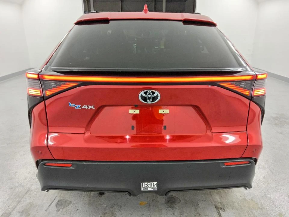 Toyota bZ4X, снимка 6 - Автомобили и джипове - 54945830